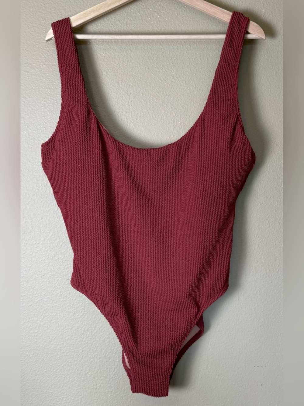 J. Crew Textured Scoop One-Piece Swimsuit - NWT Burgundy Size 16 - Picture 2 of 7